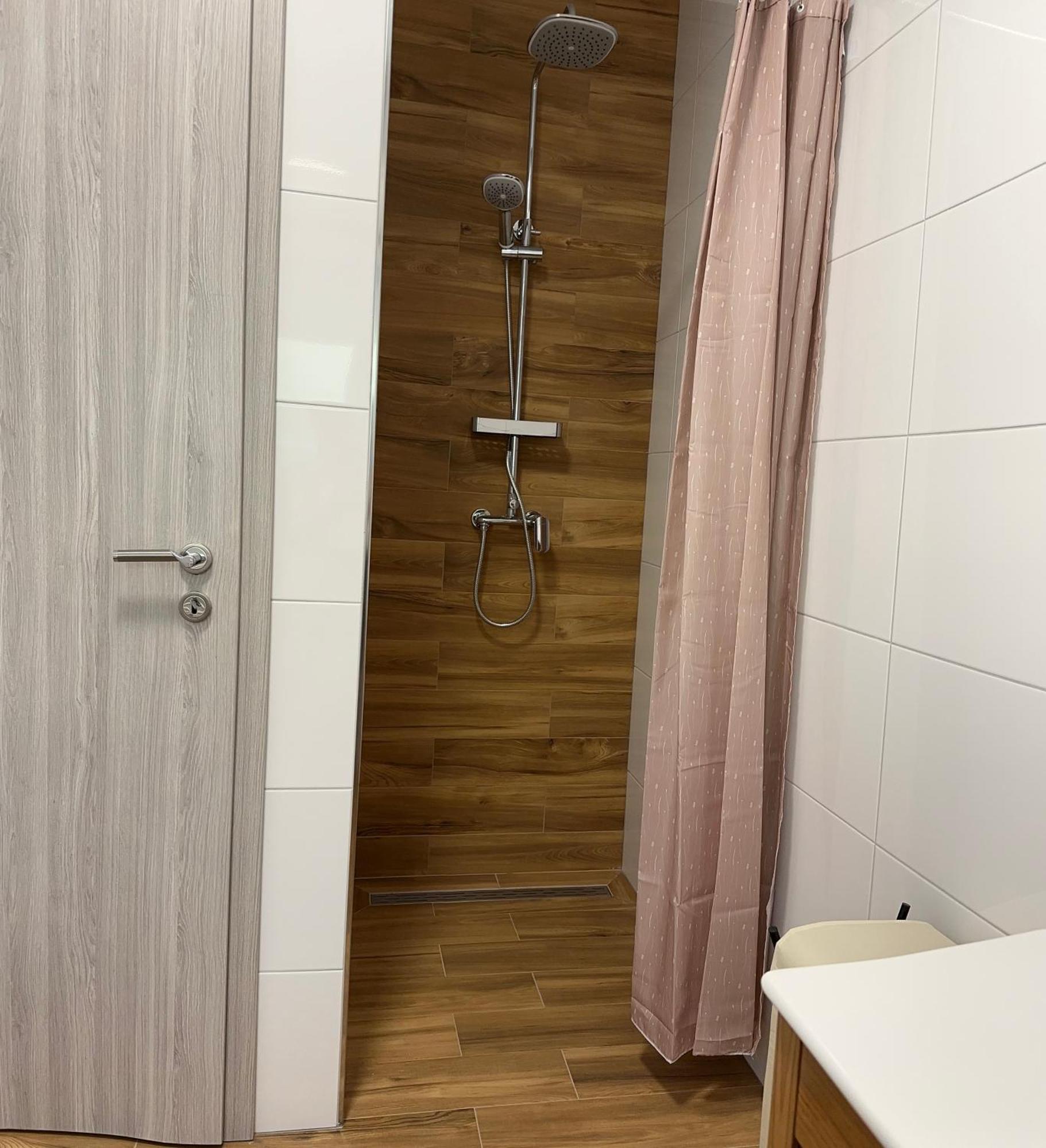 זאדאר Holiday Apartments Ivano & Leo - Private Parking מראה חיצוני תמונה