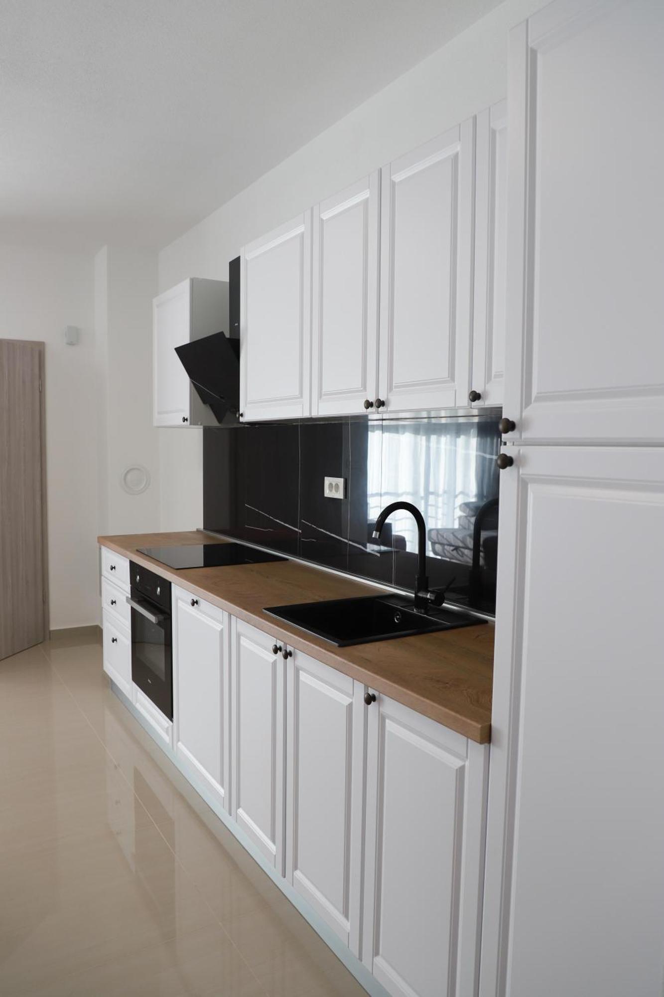 זאדאר Holiday Apartments Ivano & Leo - Private Parking מראה חיצוני תמונה