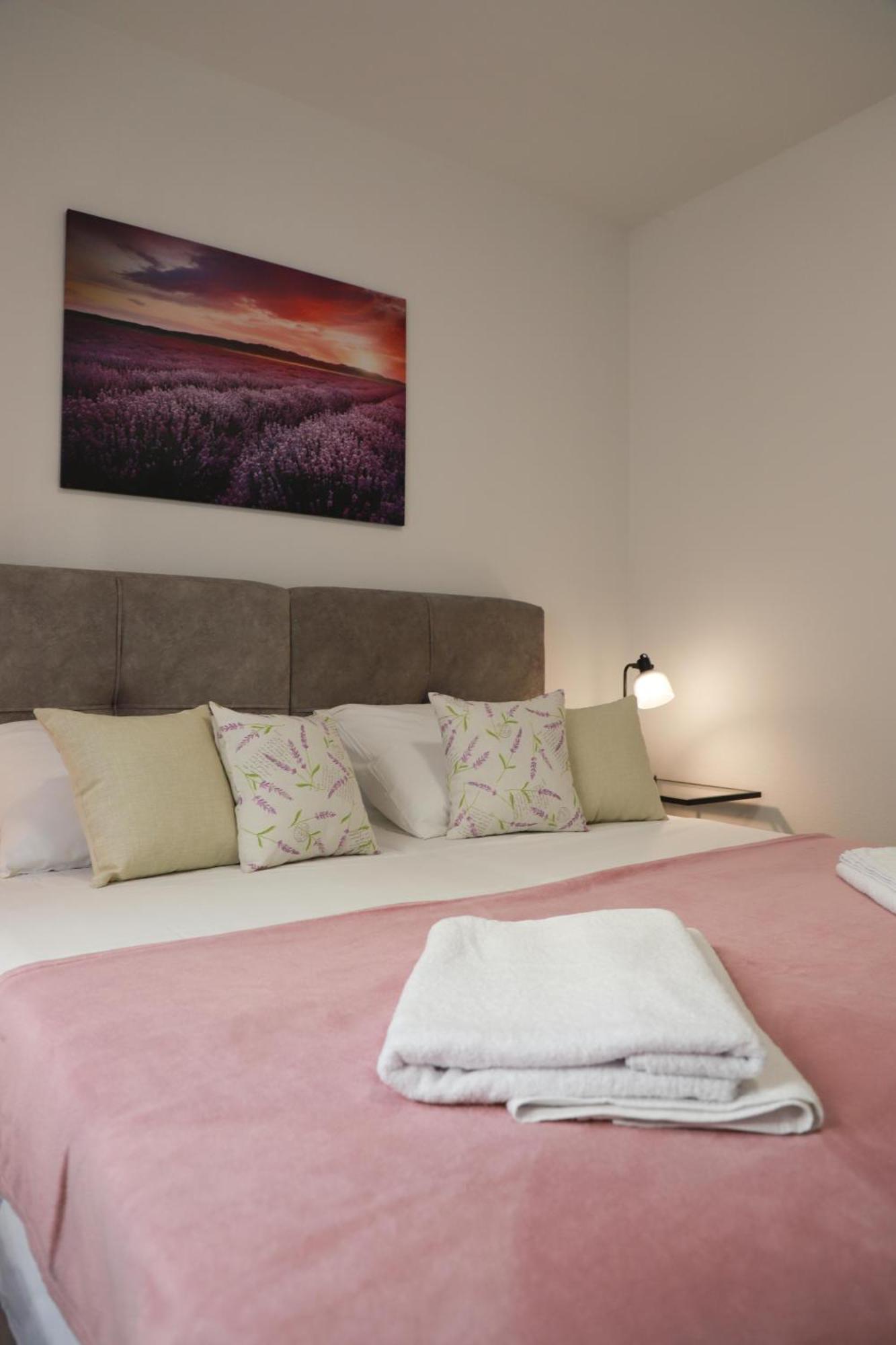 זאדאר Holiday Apartments Ivano & Leo - Private Parking מראה חיצוני תמונה