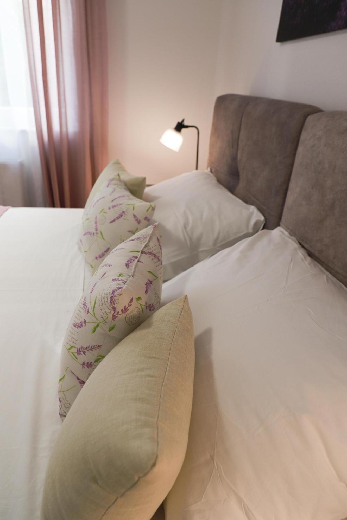 זאדאר Holiday Apartments Ivano & Leo - Private Parking מראה חיצוני תמונה