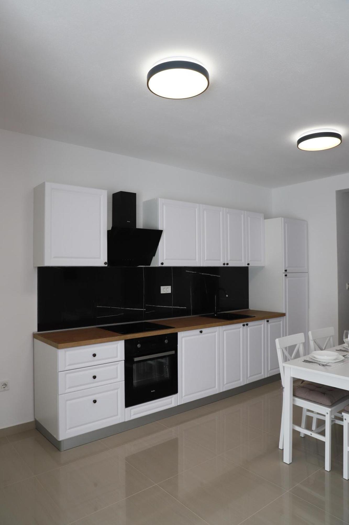 זאדאר Holiday Apartments Ivano & Leo - Private Parking מראה חיצוני תמונה