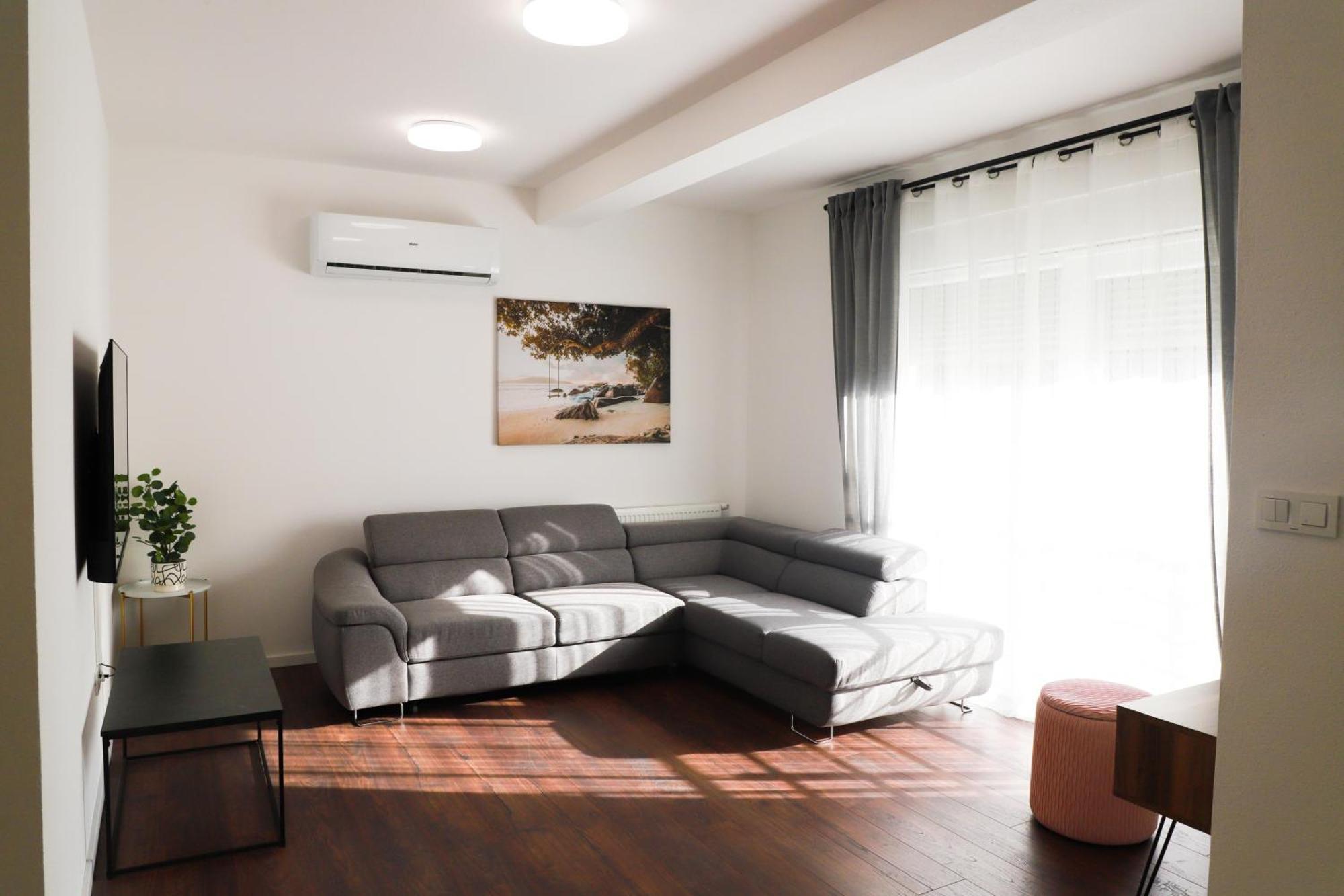 זאדאר Holiday Apartments Ivano & Leo - Private Parking מראה חיצוני תמונה