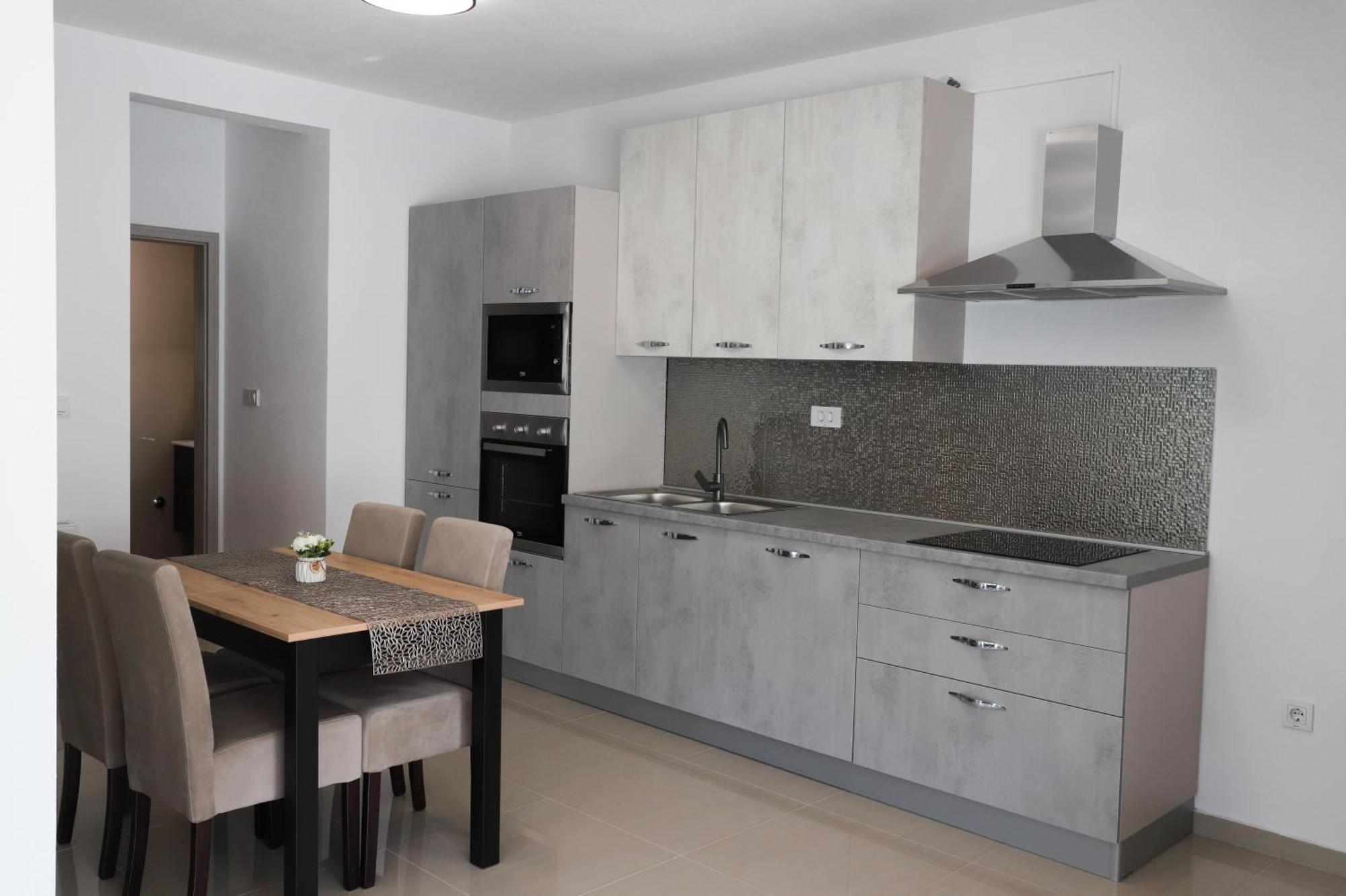 זאדאר Holiday Apartments Ivano & Leo - Private Parking מראה חיצוני תמונה