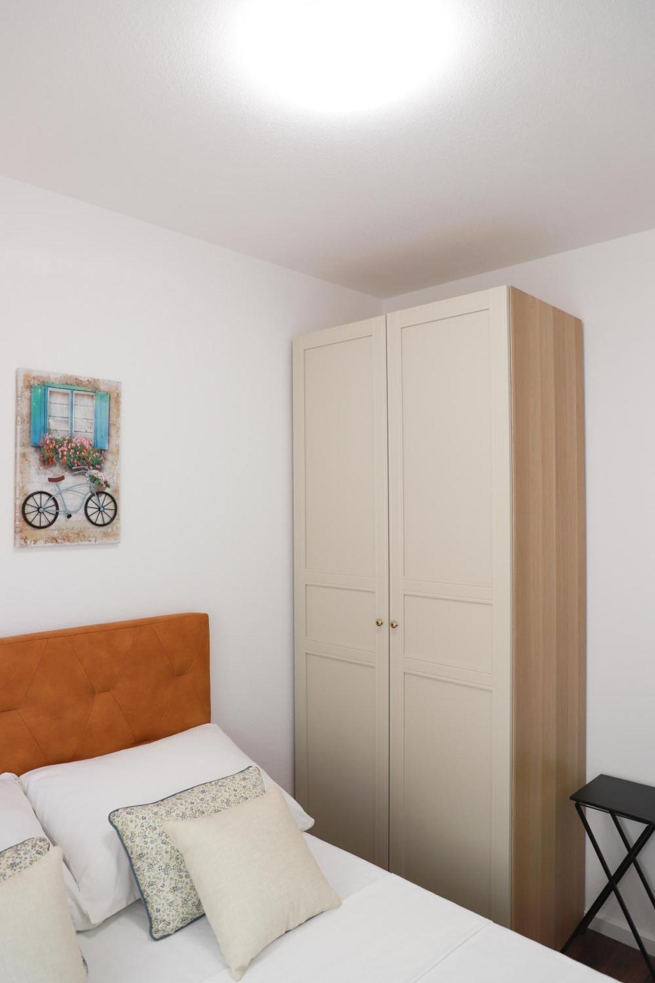 זאדאר Holiday Apartments Ivano & Leo - Private Parking מראה חיצוני תמונה